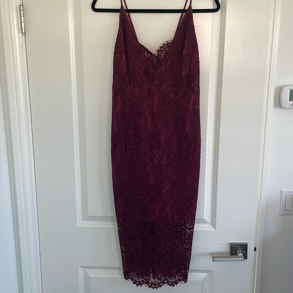 Bardot Lace Pencil Dress - Picture 2 of 5